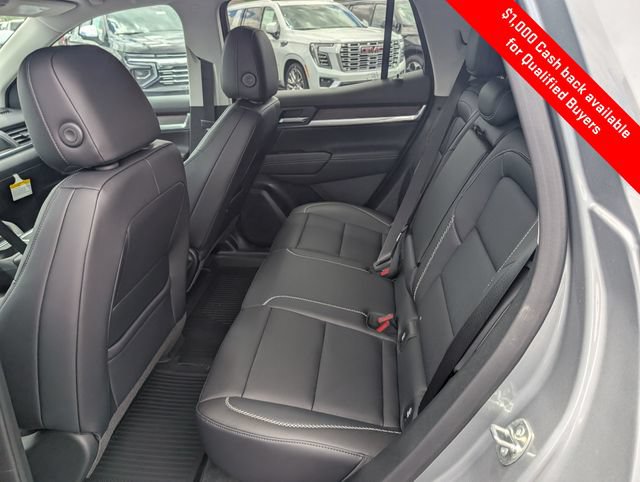 New 2026 GMC Terrain Denali w/ LPO, Black Badging Package AWD/4WD image 9