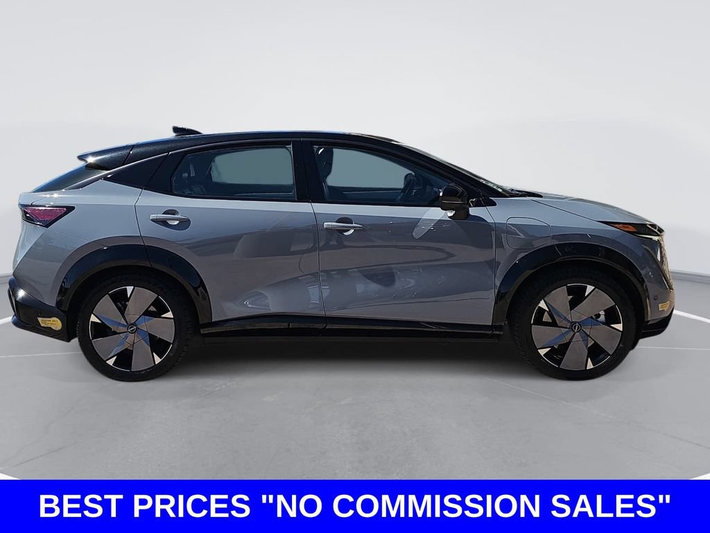 Used 2023 Nissan Ariya AWD/4WD image 2