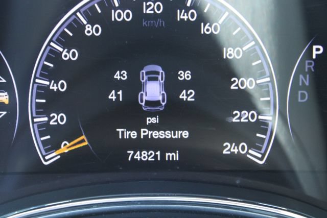Used 2019 Jeep Grand Cherokee Altitude RWD image 20
