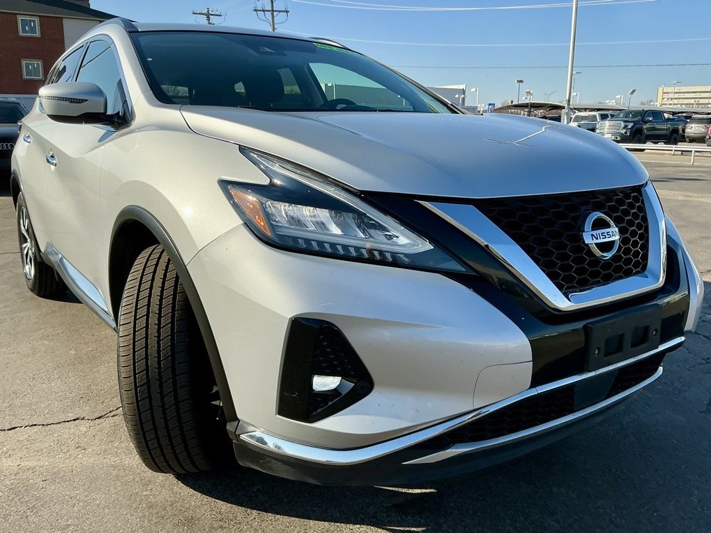Used 2021 Nissan Murano SV image 2