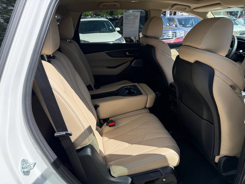 Certified 2026 Acura MDX w/ Advance Package AWD/4WD image 23