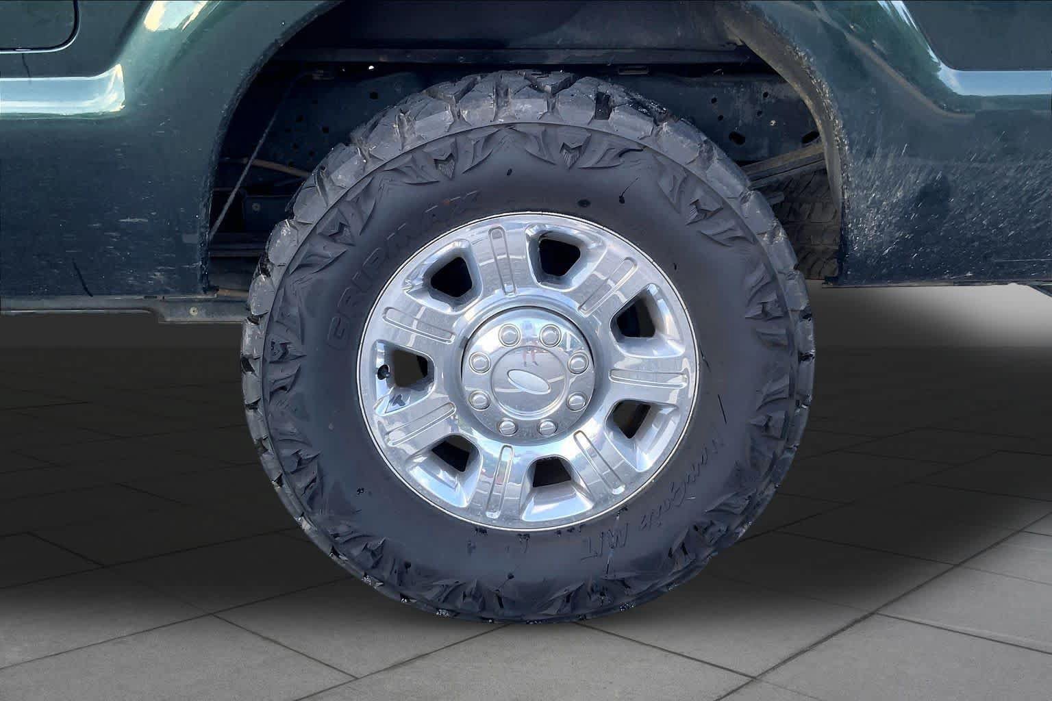 Used 2013 Ford F250 Lariat w/ Lariat Ultimate Pkg AWD/4WD image 10