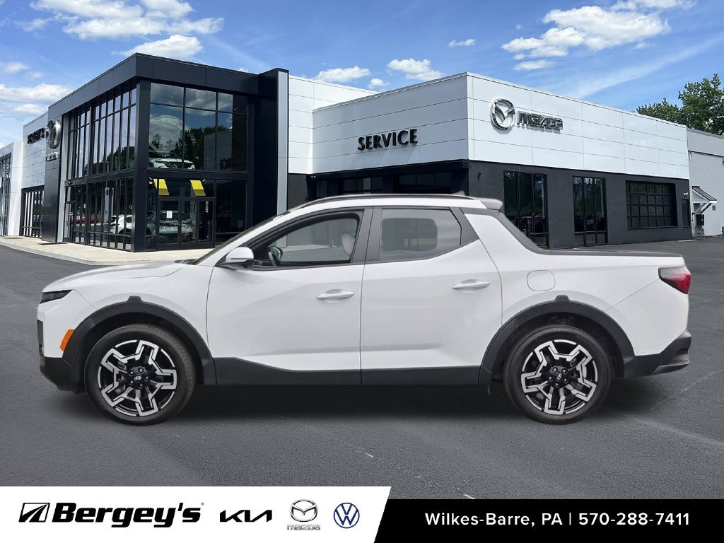 Used 2025 Hyundai Santa Cruz Limited AWD/4WD image 17