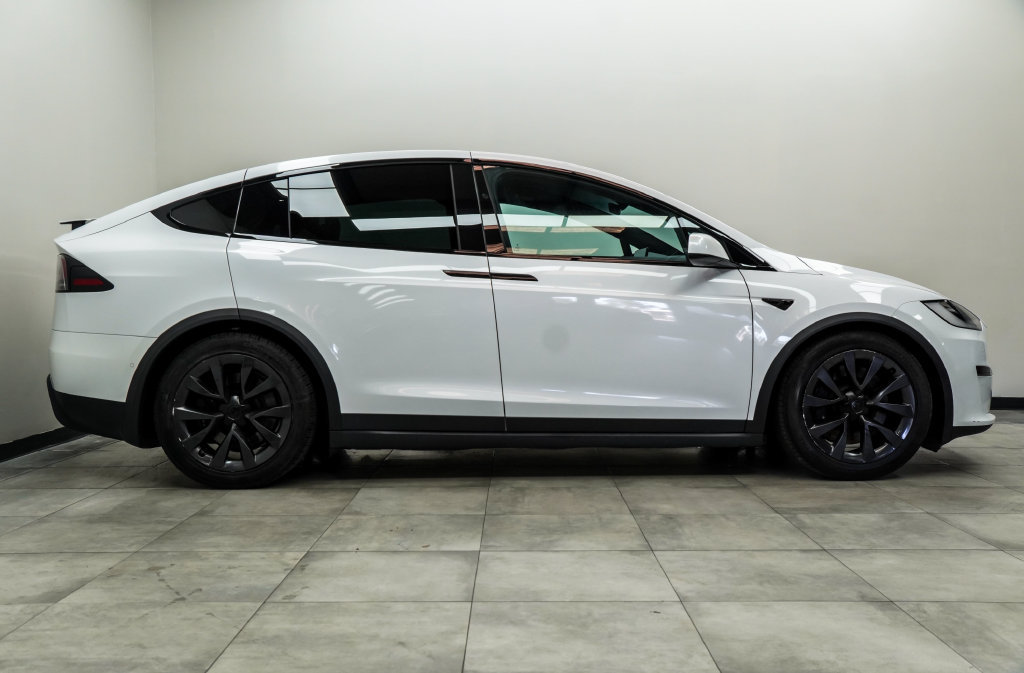 Used 2023 Tesla Model X AWD/4WD image 11