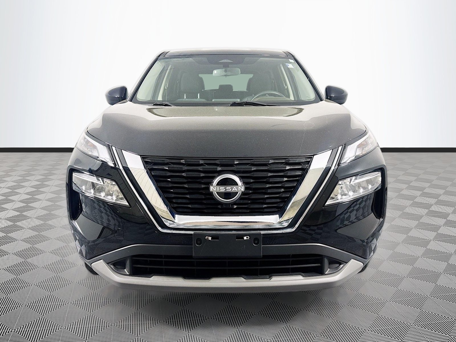 Used 2023 Nissan Rogue SV AWD/4WD image 2