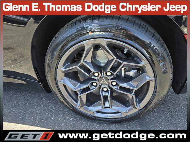 New 2026 Dodge Charger R/T w/ Driver Convenience Group AWD/4WD image 7