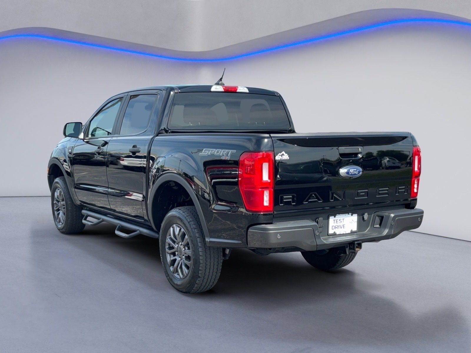 Used 2021 Ford Ranger XLT w/ Equipment Group 301A Mid AWD/4WD image 3