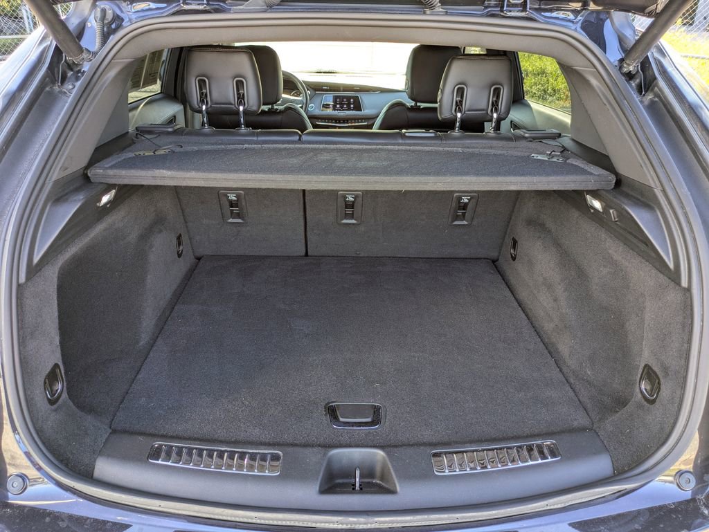 Certified 2023 Cadillac XT4 Sport w/ Cold Weather Package image 17