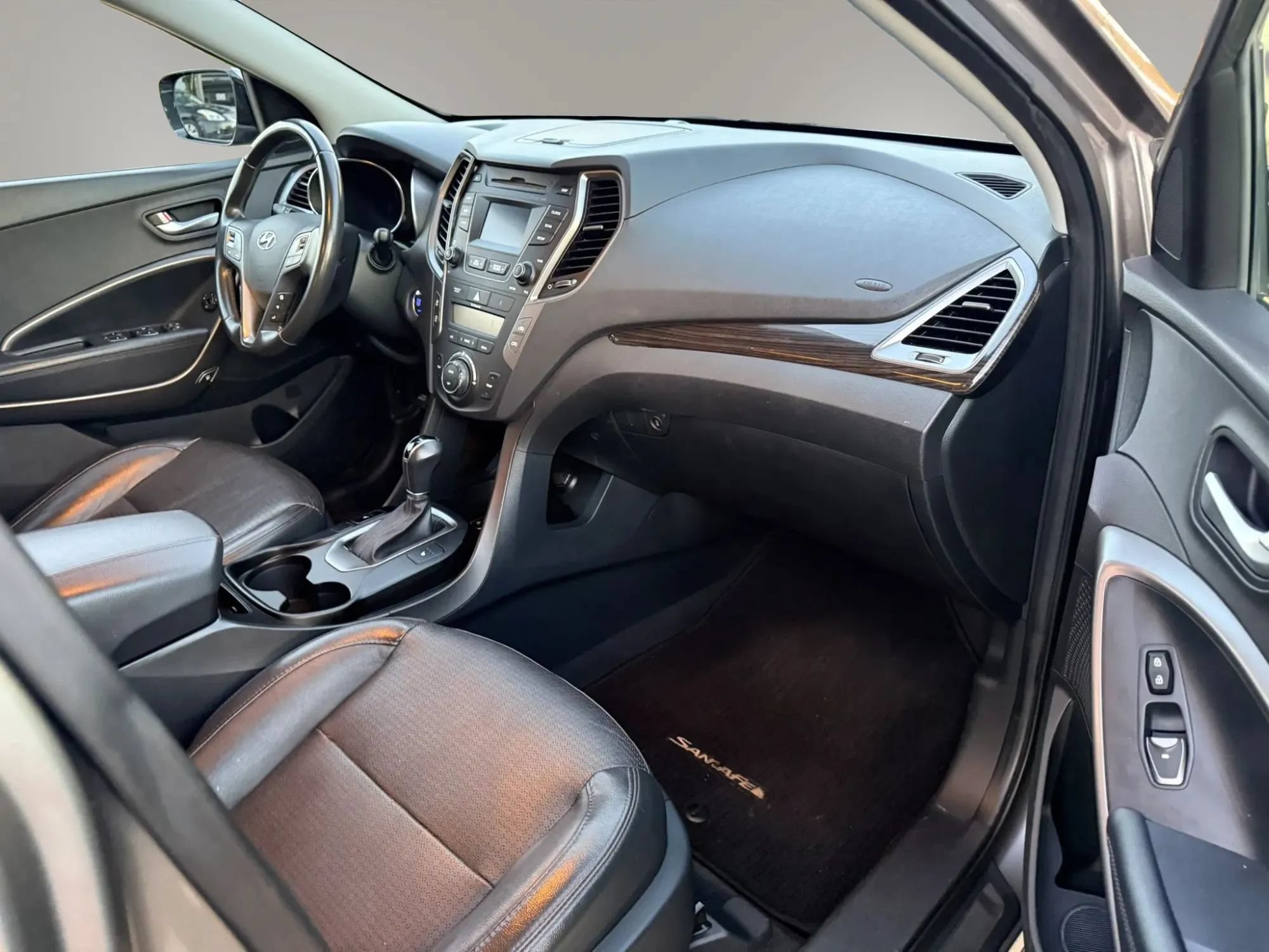 Used 2013 Hyundai Santa Fe Sport 2.0T AWD/4WD image 16