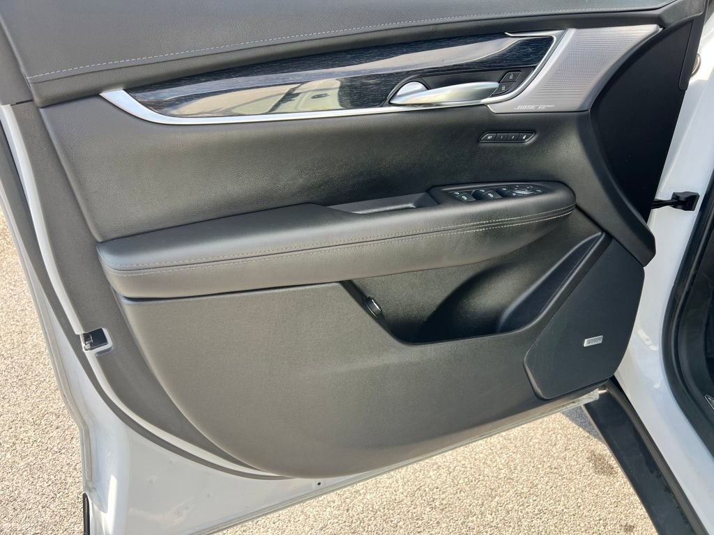 Used 2023 Cadillac XT5 Premium Luxury image 18