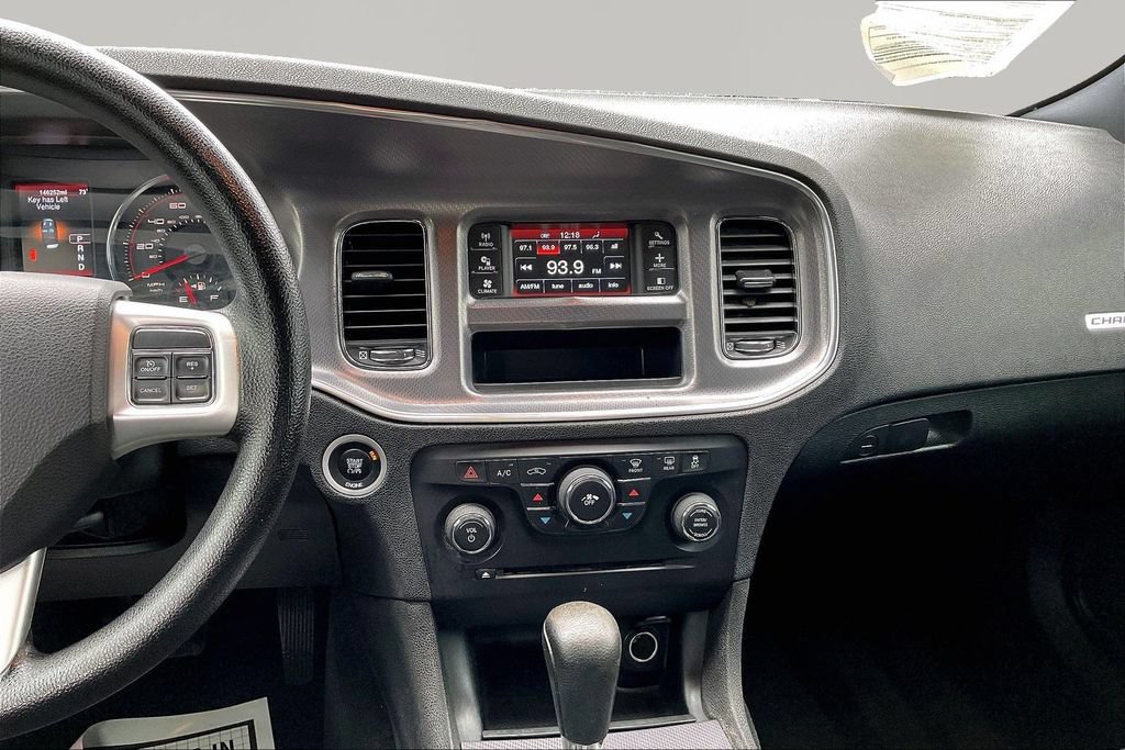 Used 2014 Dodge Charger SE RWD image 10
