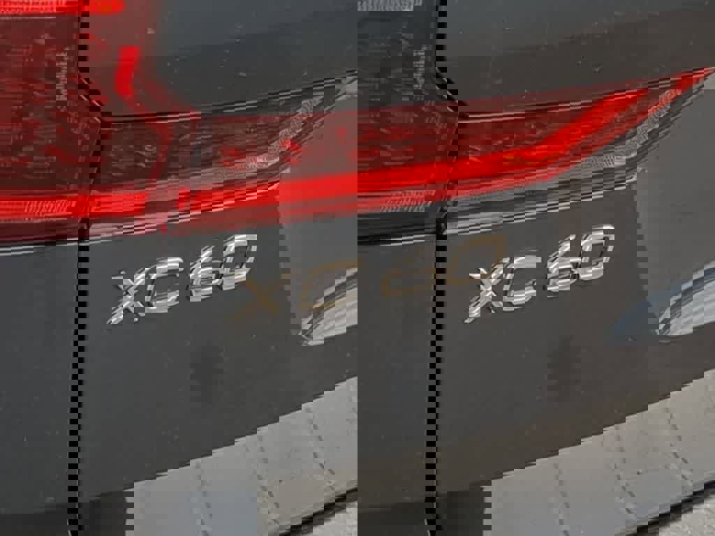 New 2026 Volvo XC60 B5 Plus w/ Protection Package Premier image 12