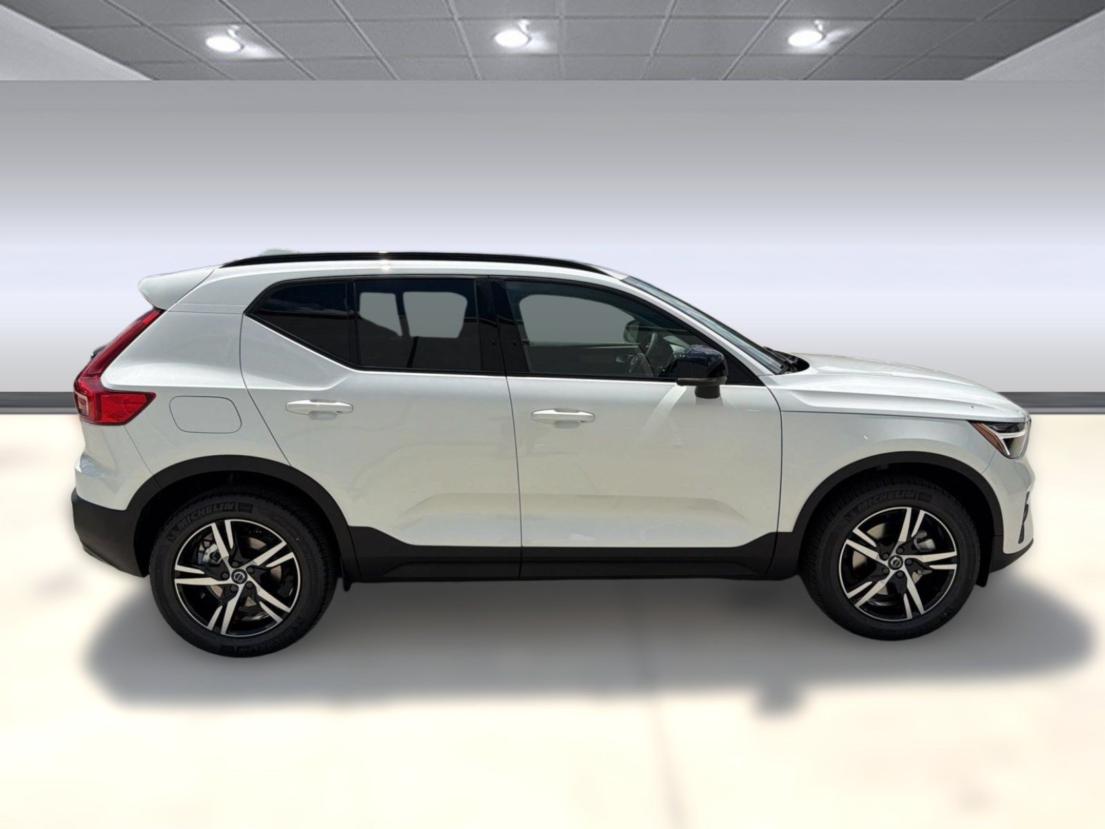 New 2026 Volvo XC40 B5 Core w/ Protection Package Premier AWD/4WD image 8