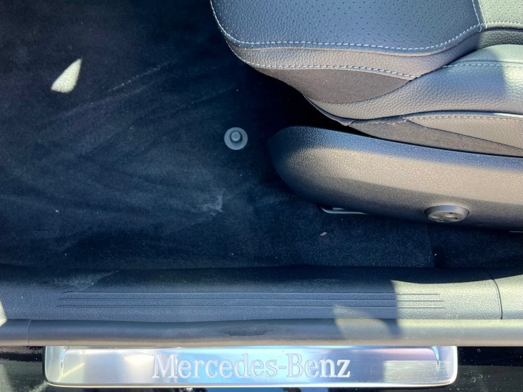 Certified 2023 Mercedes-Benz C 300 4MATIC Sedan image 37