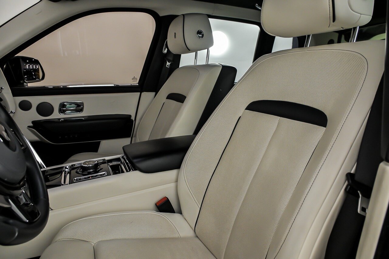 Used 2021 Rolls-Royce Cullinan AWD/4WD image 22