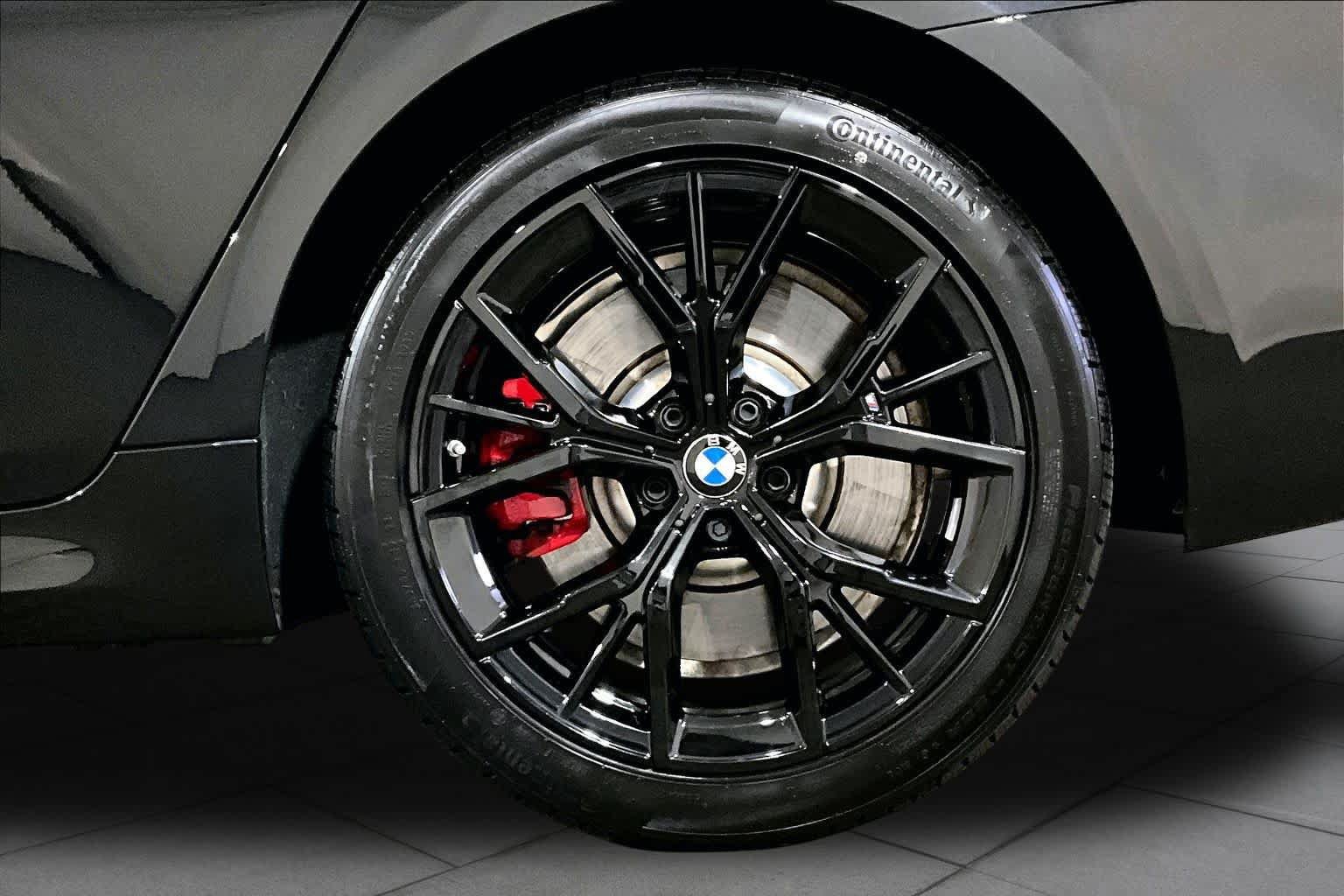 Certified 2023 BMW 540i xDrive w/ M Sport Package AWD/4WD image 10