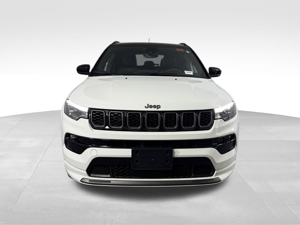 Used 2025 Jeep Compass Limited w/ High Altitude Package AWD/4WD image 4