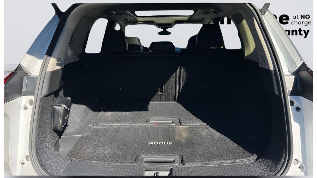 Used 2024 Nissan Rogue SL w/ SL Premium Package image 29