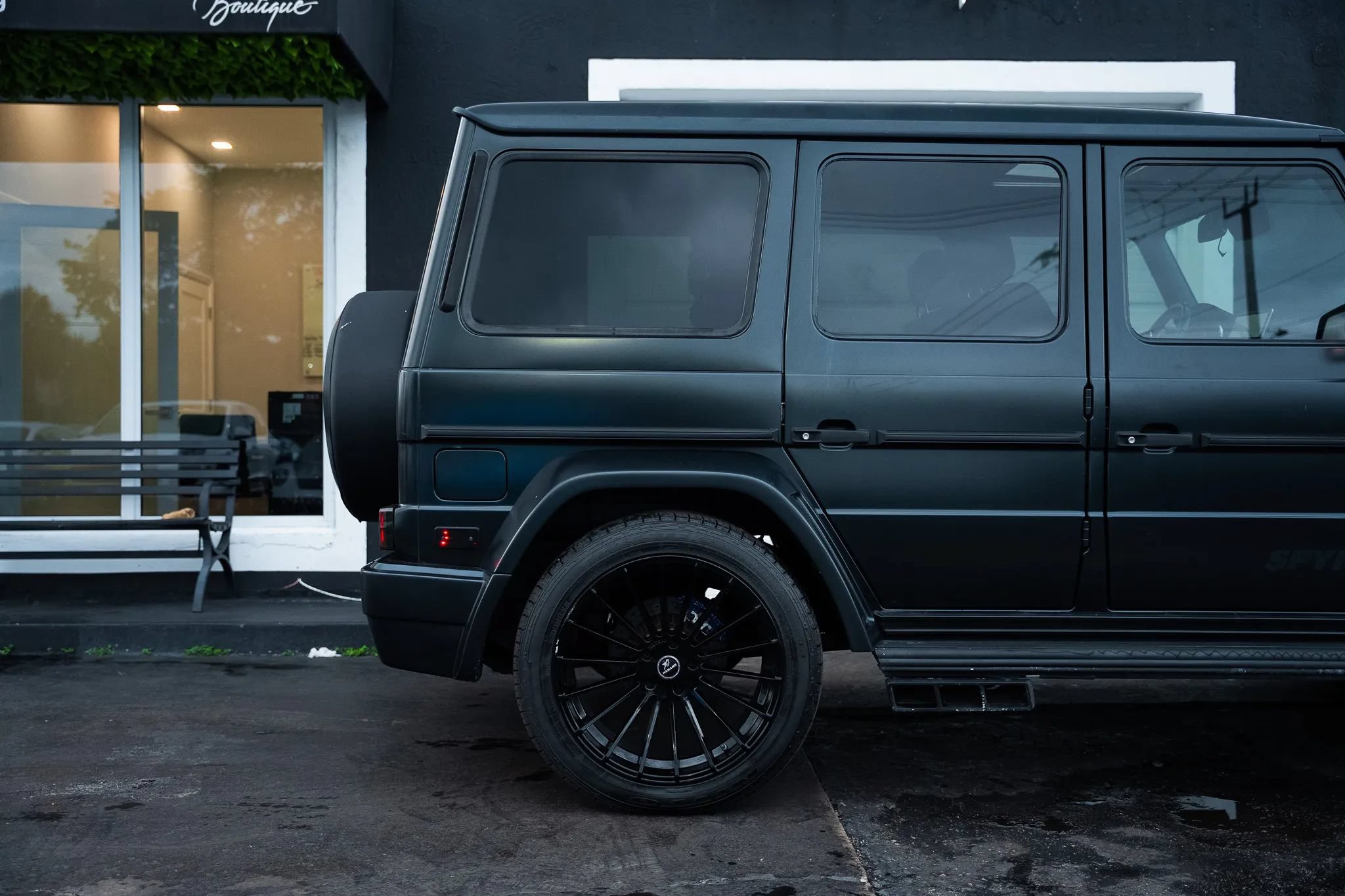 Used 2013 Mercedes-Benz G 63 AMG 4MATIC image 8