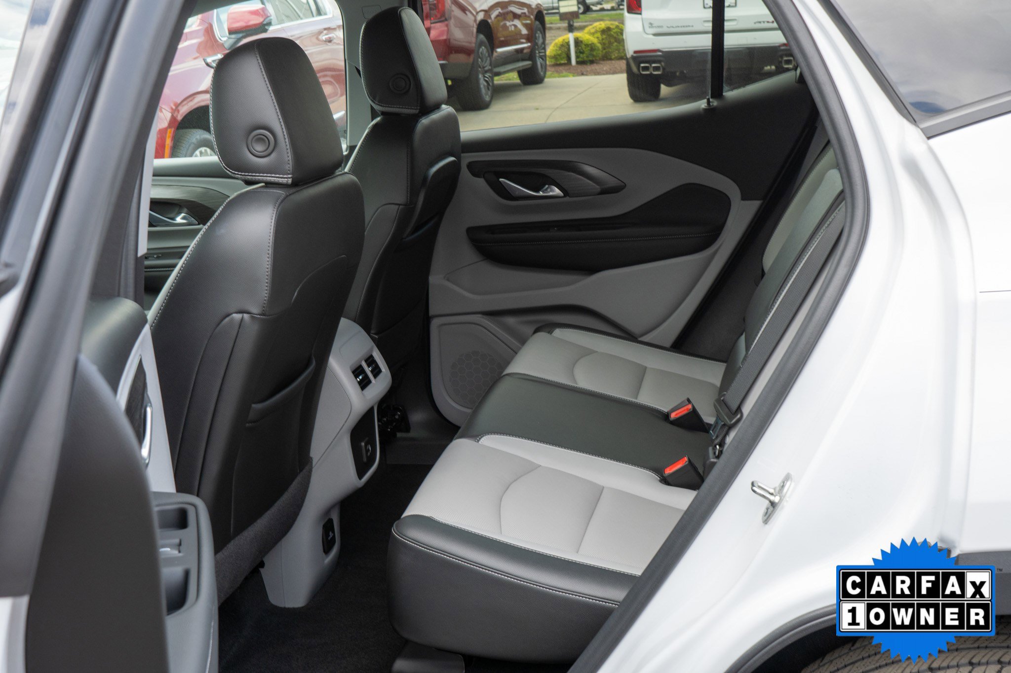 Used 2024 GMC Terrain SLT w/ LPO, Floor Liner Package image 19