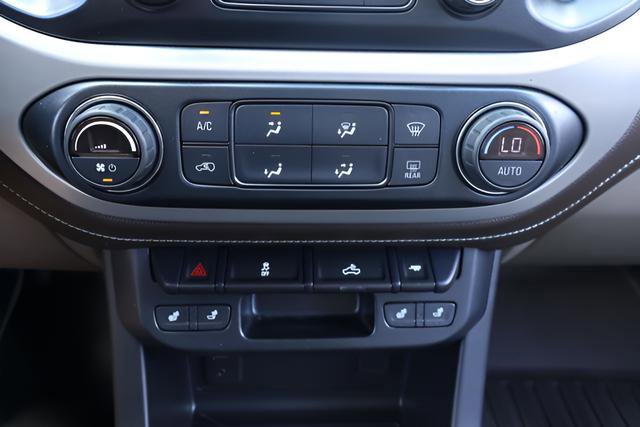Used 2018 GMC Canyon SLT w/ Trailering Package RWD image 28