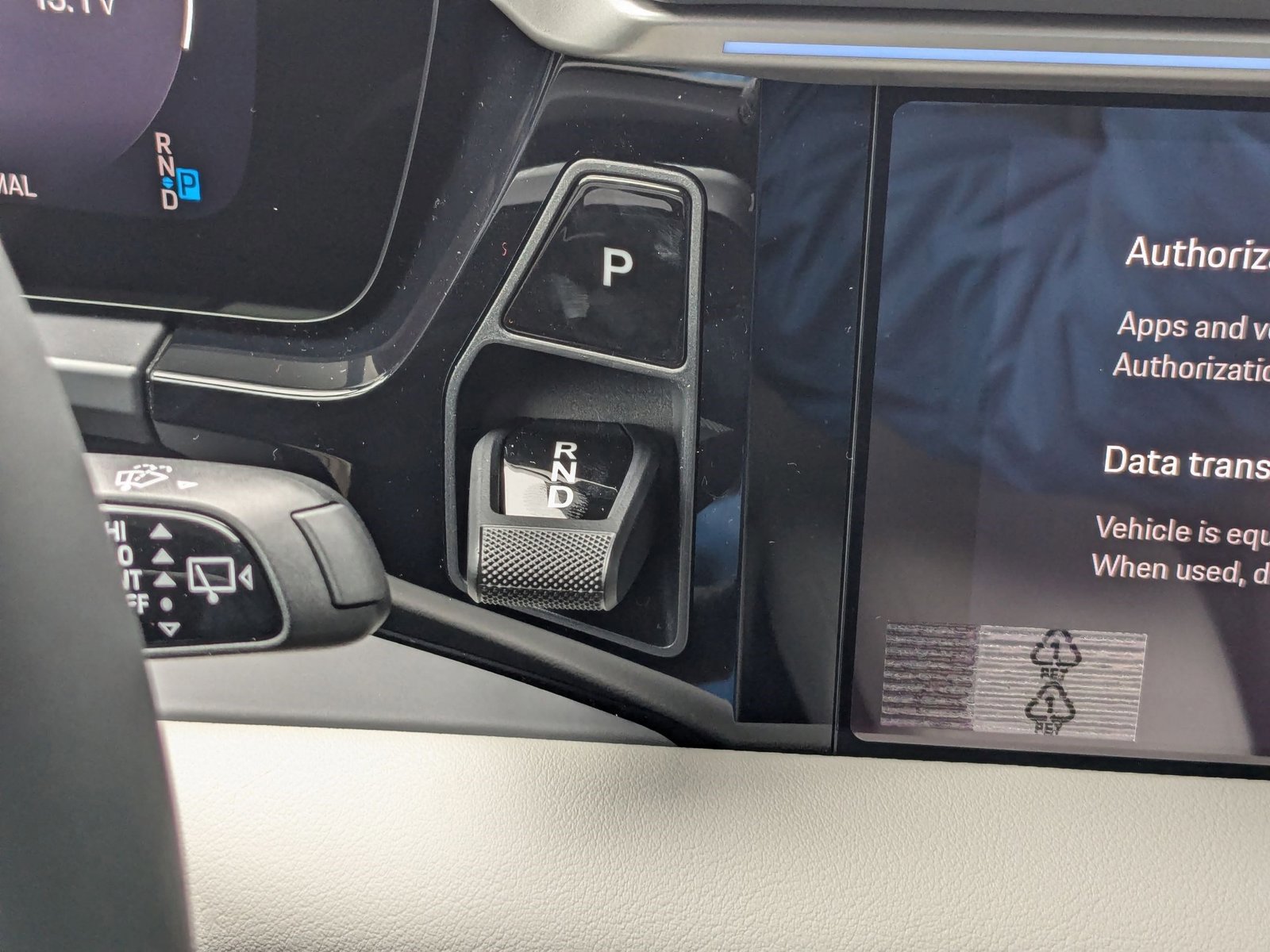 New 2025 Porsche Macan 4S Electric image 21