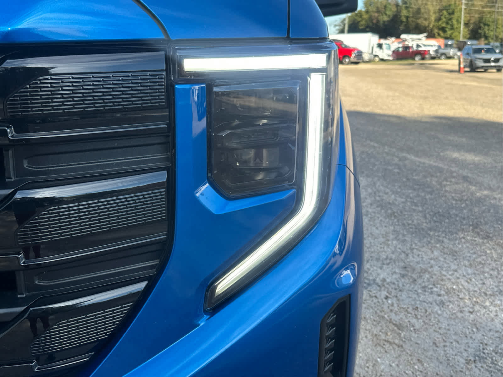 Used 2022 GMC Sierra 1500 Elevation image 9