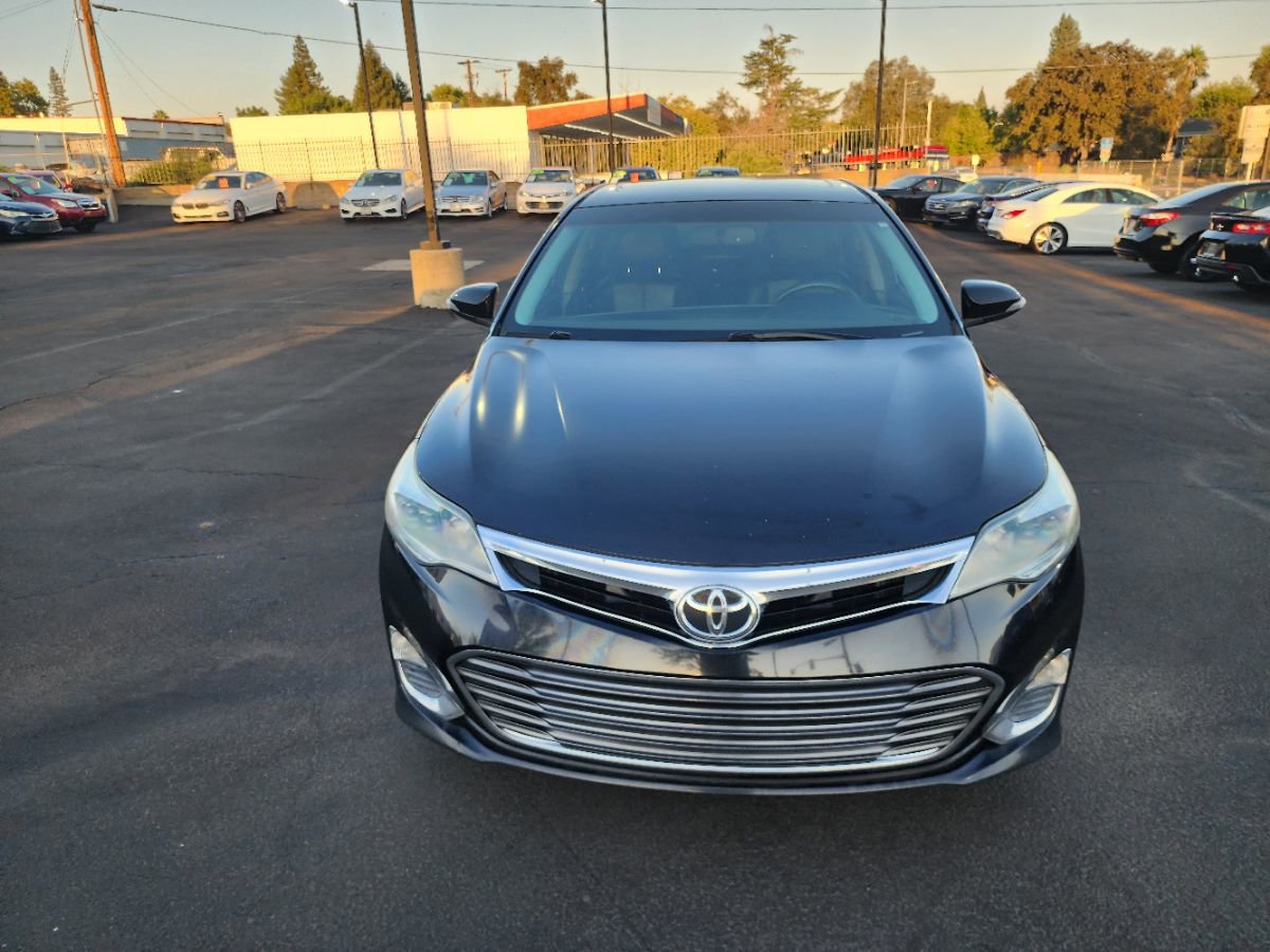 Used 2013 Toyota Avalon XLE Premium image 7