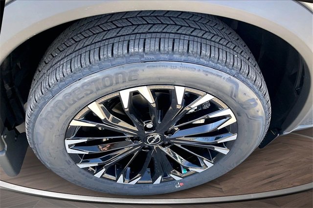 New 2026 Nissan Rogue SV image 12