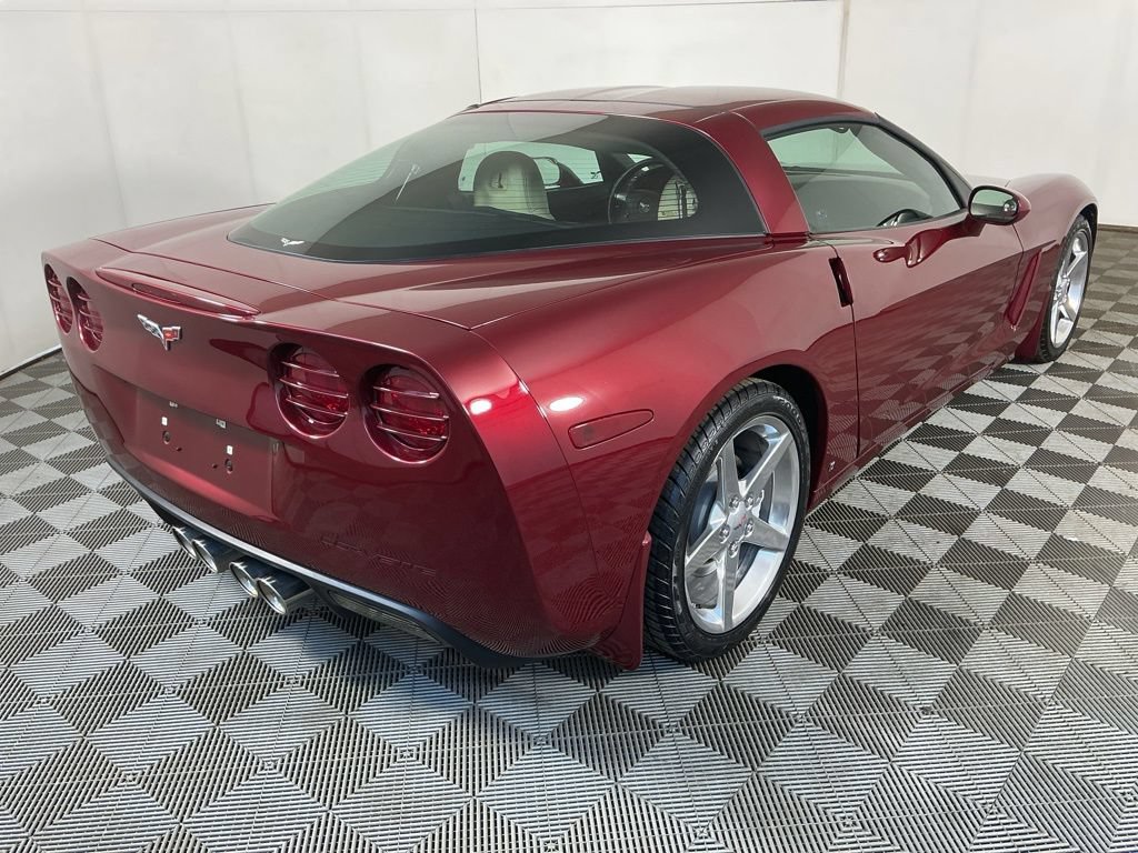 Used 2006 Chevrolet Corvette Coupe w/ Preferred Equipment Group RWD image 15