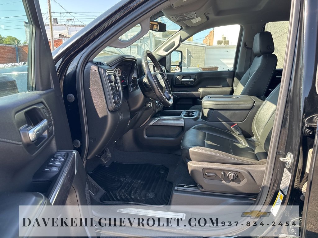 Used 2020 Chevrolet Silverado 2500 LTZ w/ LTZ Convenience Package image 16