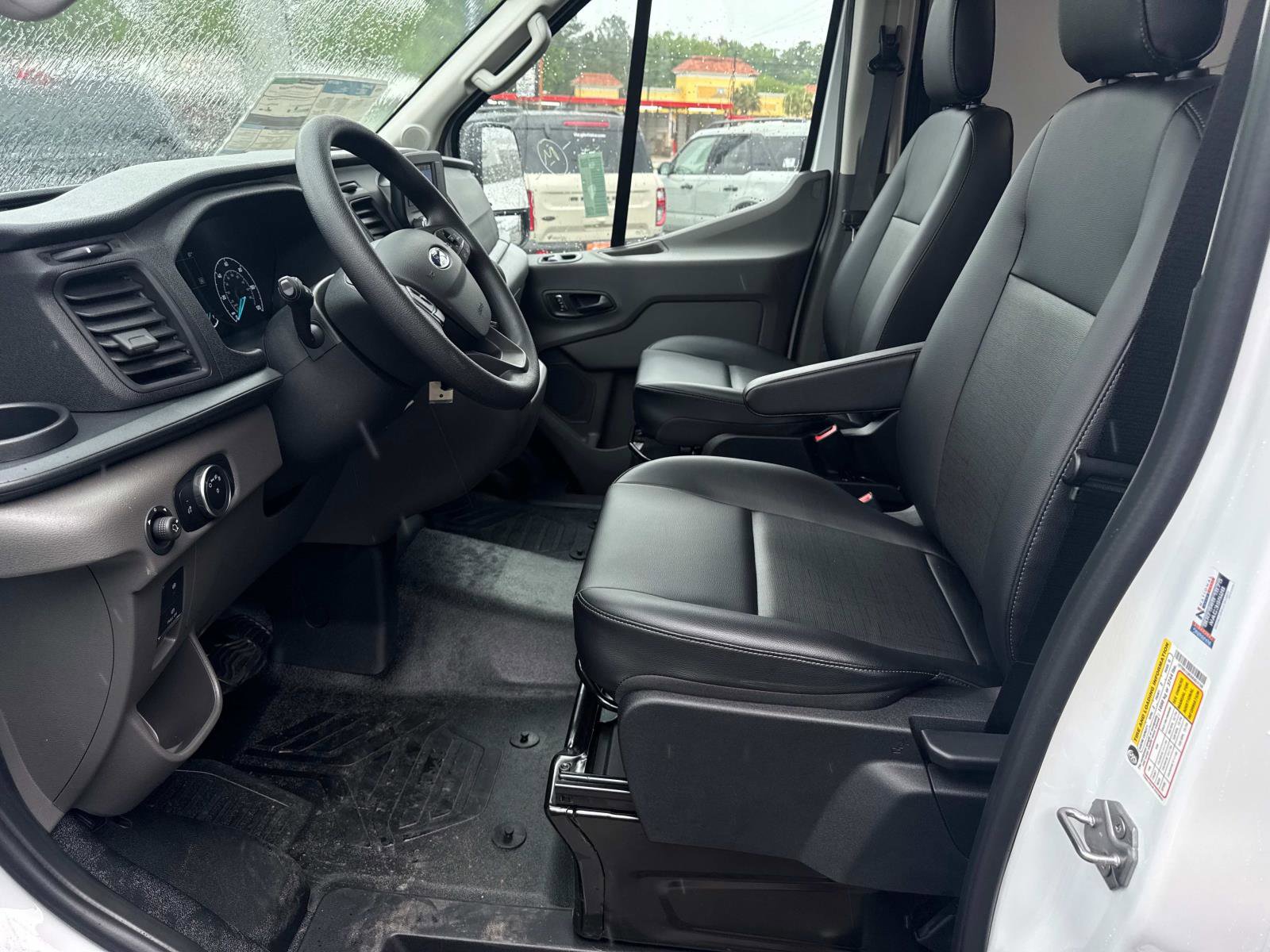 New 2025 Ford Transit 250 148 Medium Roof w/ Load Area Protection Package image 8