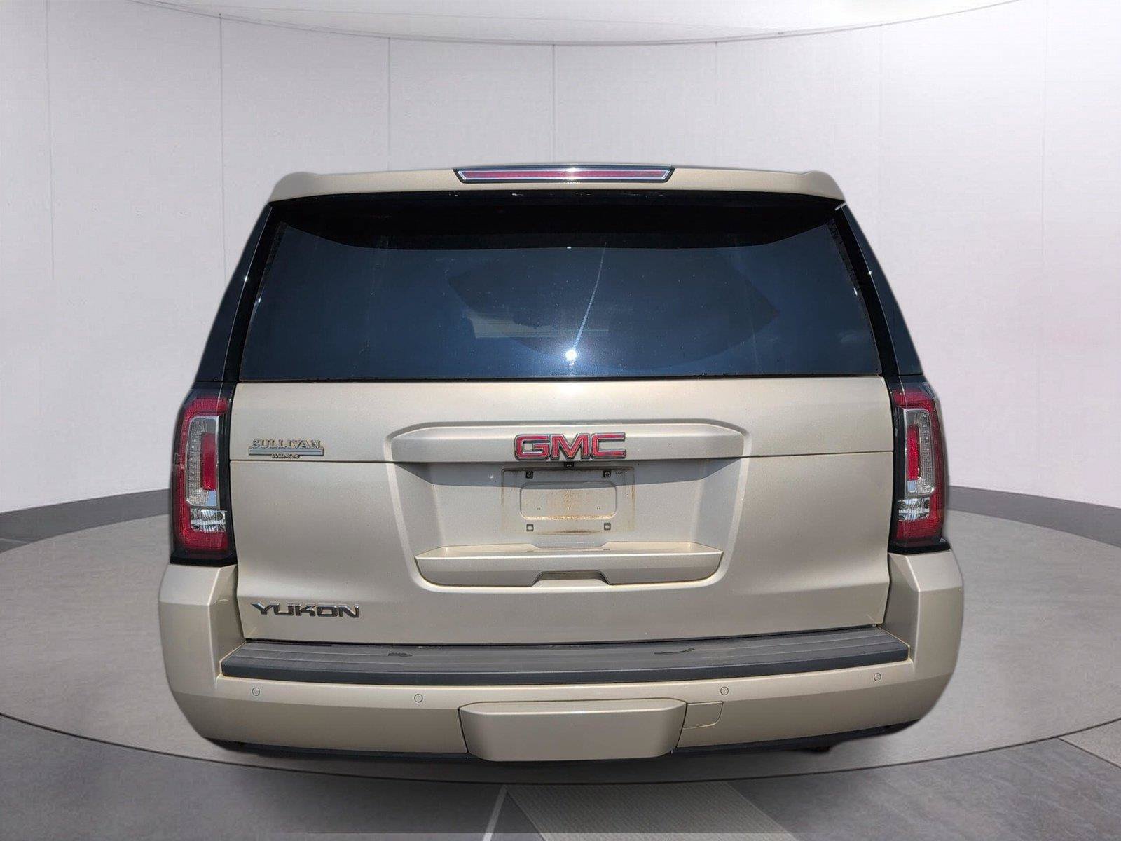 Used 2015 GMC Yukon SLE RWD image 6