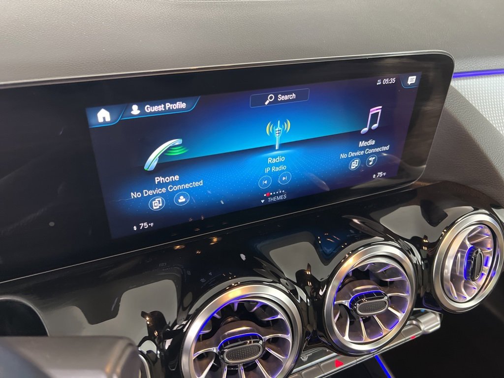 Certified 2022 Mercedes-Benz GLA 250 4MATIC image 8