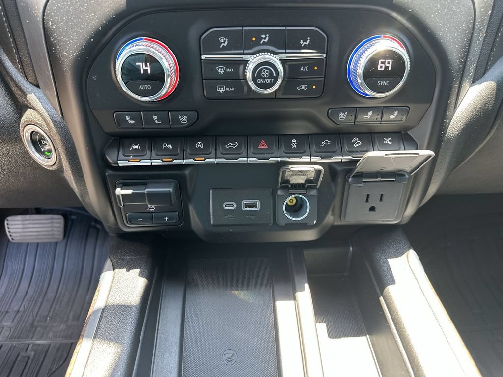 Certified 2021 GMC Sierra 1500 Denali w/ Denali Ultimate Package AWD/4WD image 35