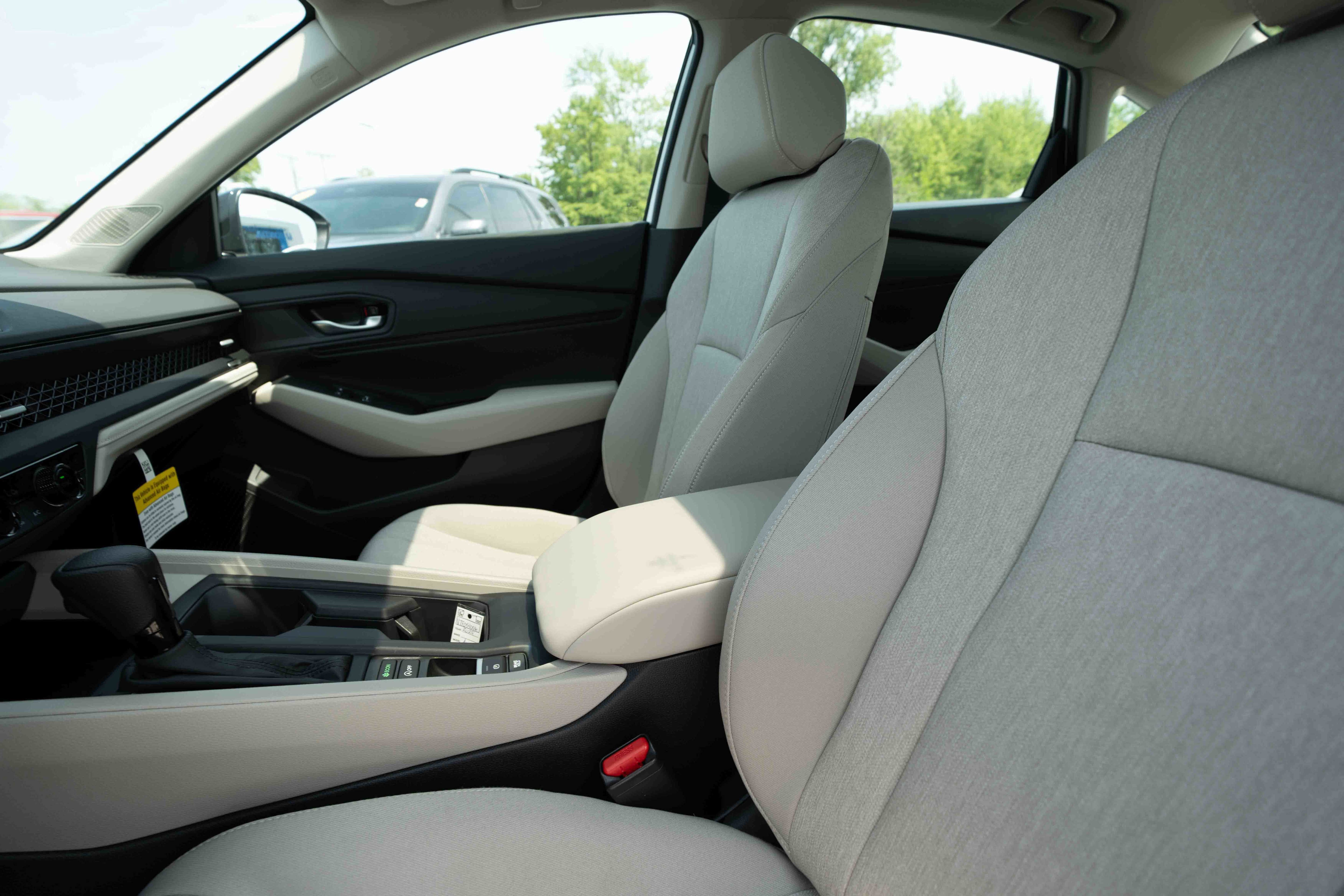 New 2025 Honda Accord SE image 10