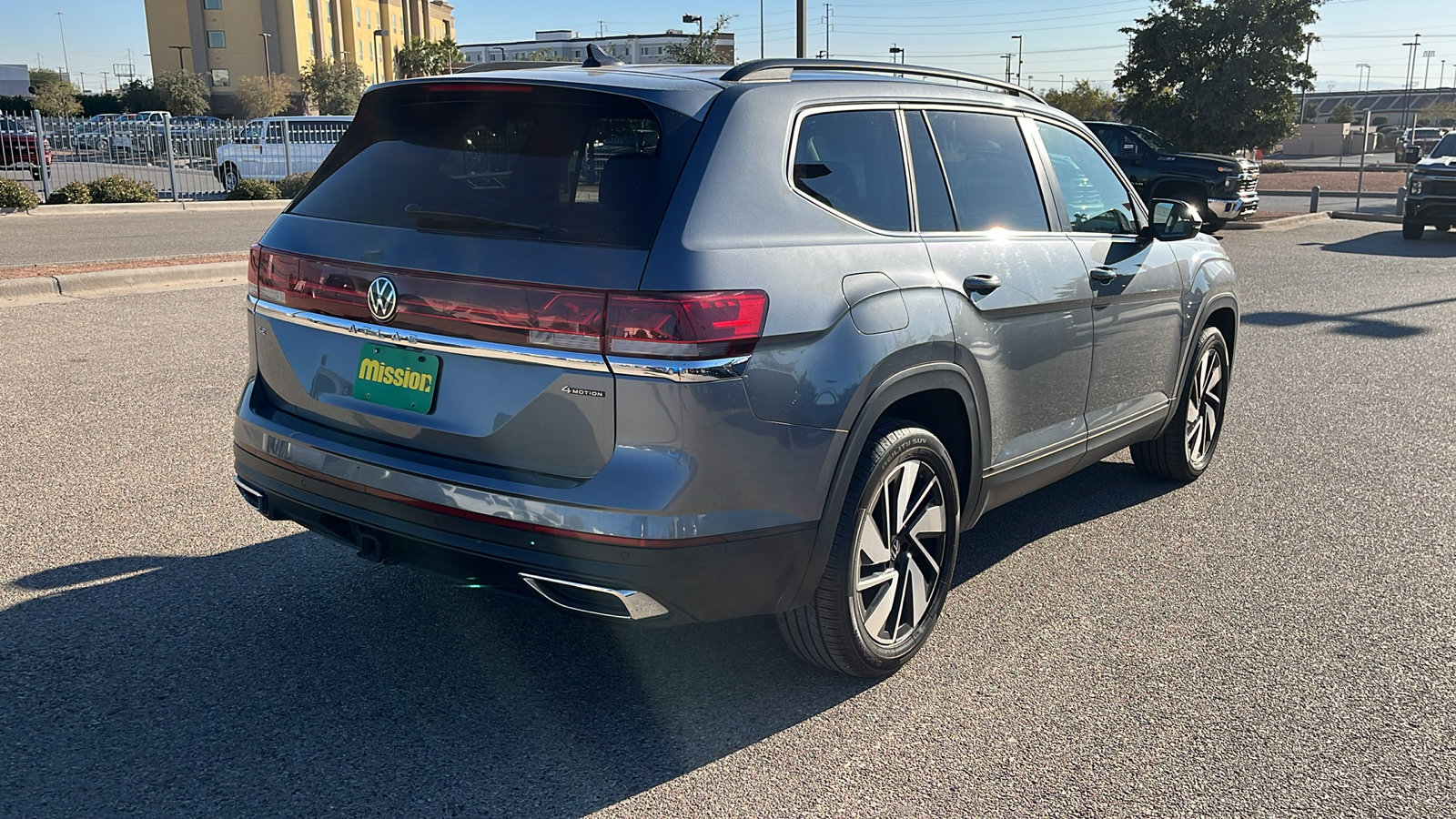 Used 2024 Volkswagen Atlas SE image 8