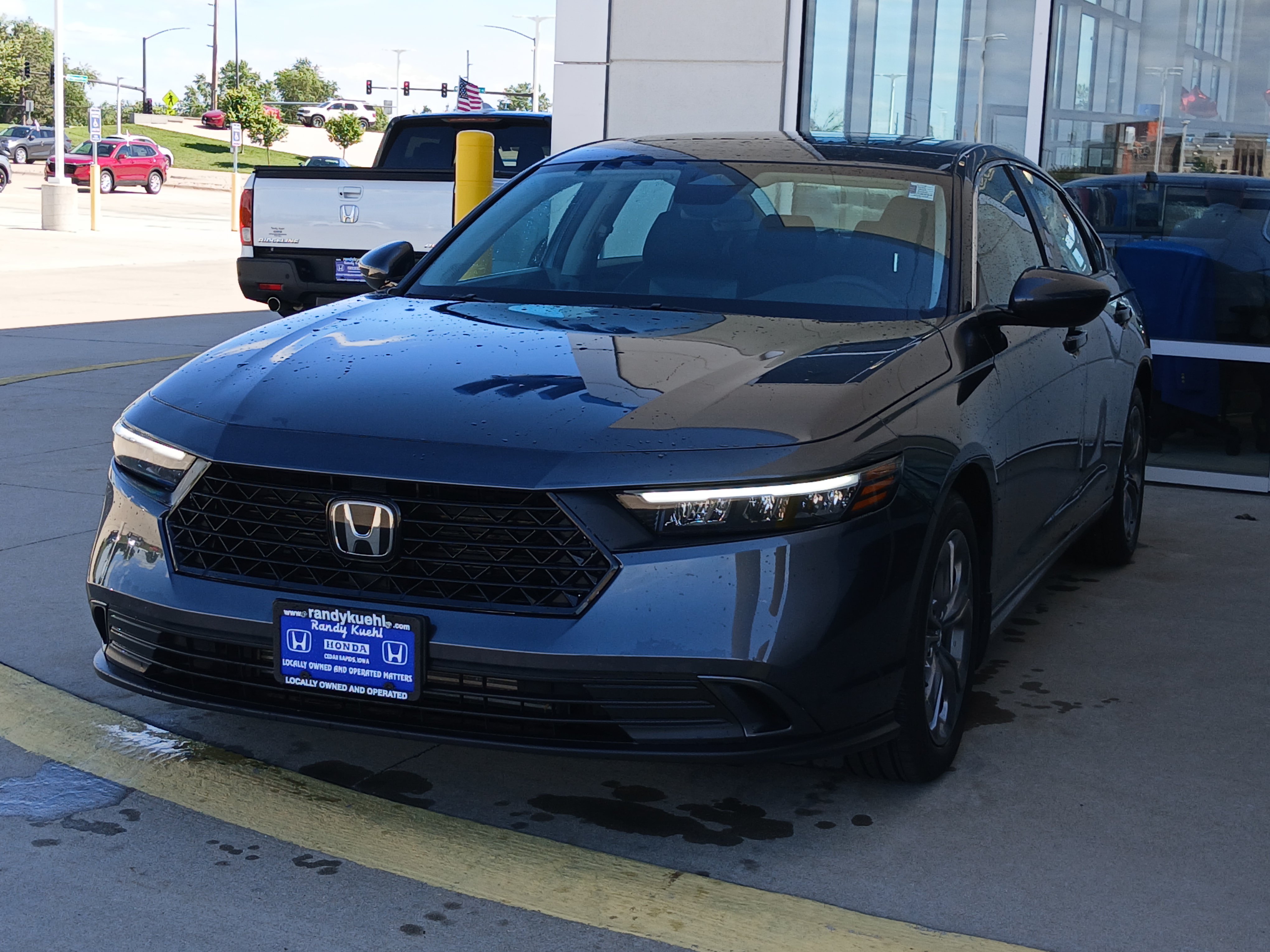 Used 2024 Honda Accord EX image 3