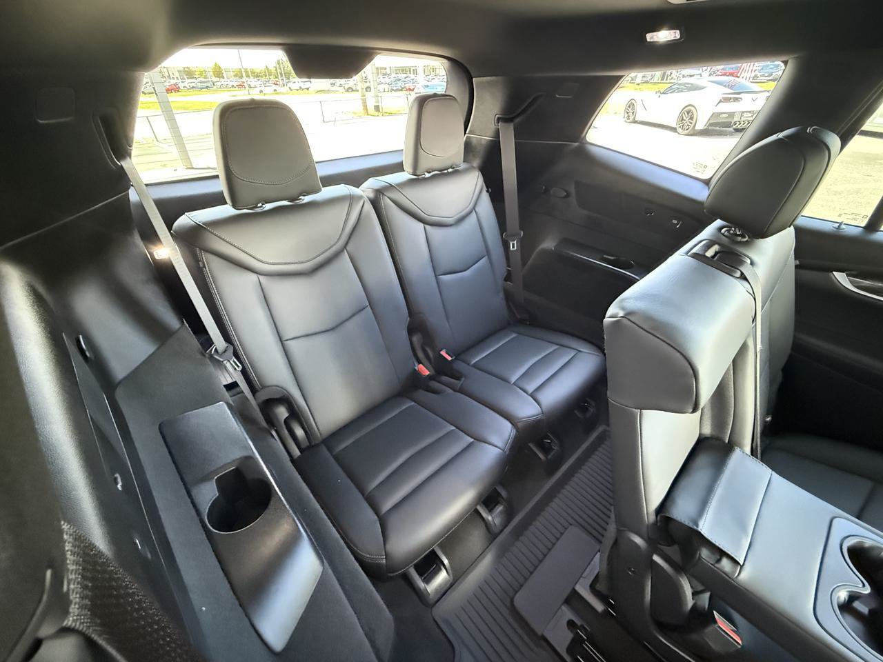 Used 2024 Cadillac XT6 Sport w/ Technology Package AWD/4WD image 39