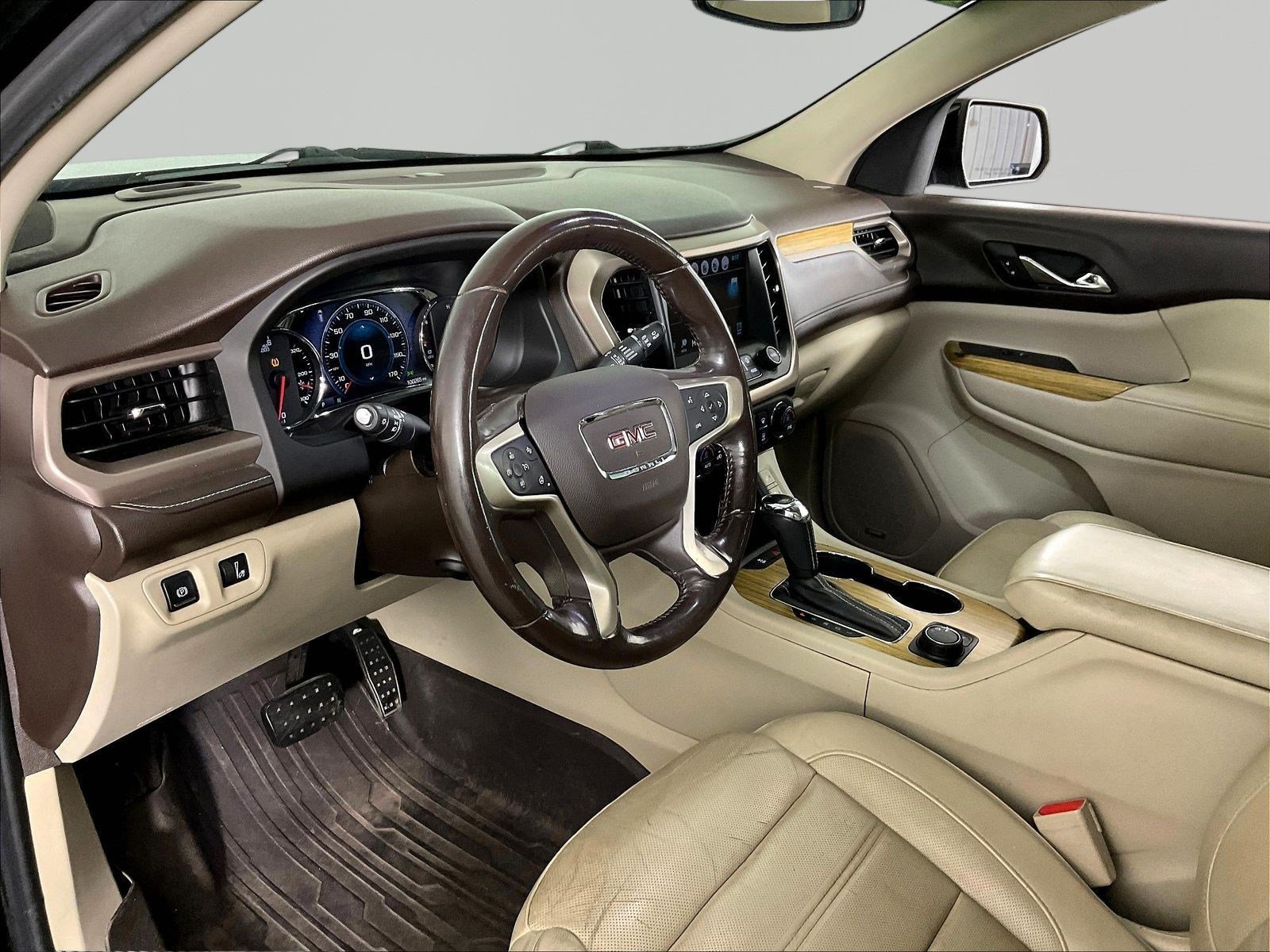 Used 2018 GMC Acadia Denali w/ LPO, Floor Liner Package AWD/4WD image 17