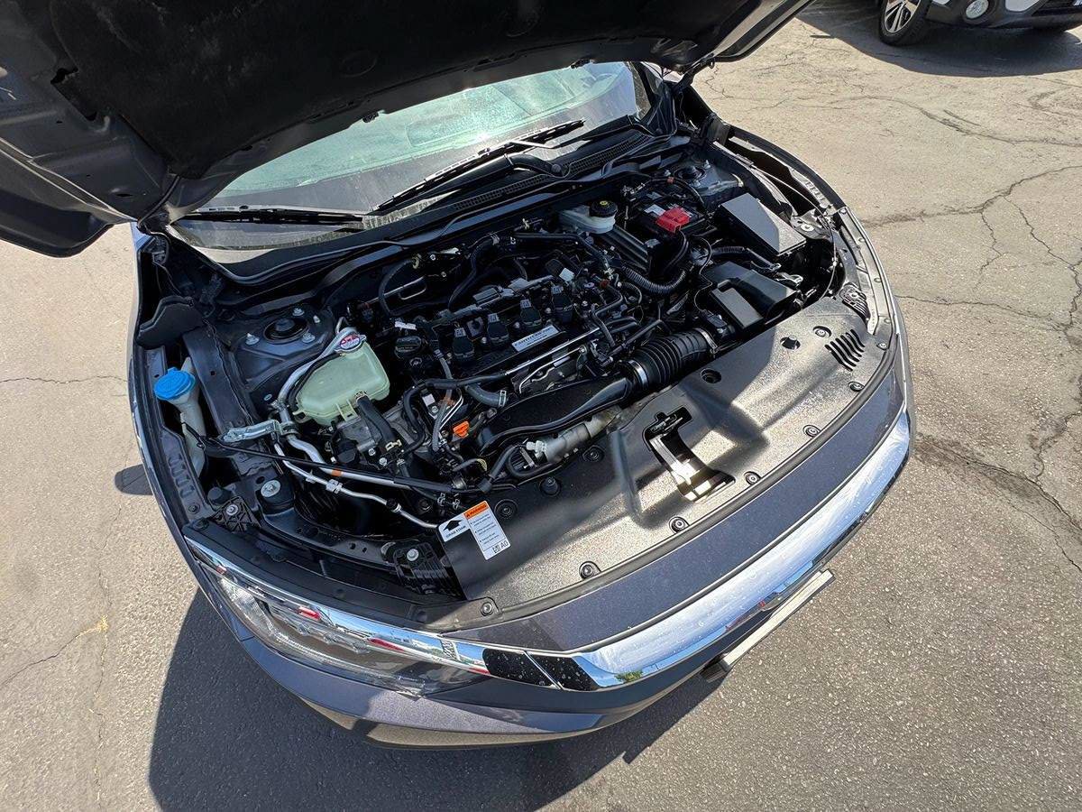 Used 2017 Honda Civic Touring image 37
