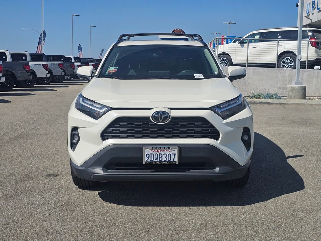 Used 2022 Toyota RAV4 XLE Premium image 2