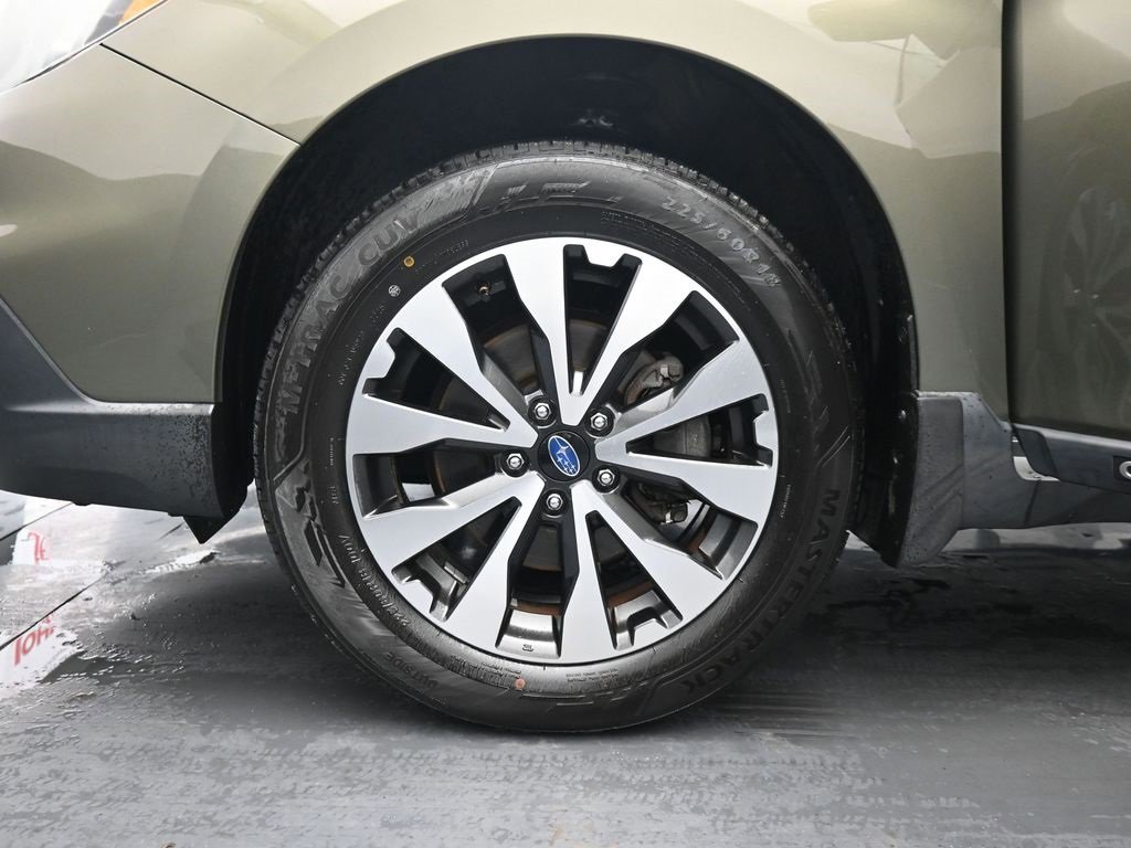 Used 2017 Subaru Outback 2.5i Limited image 17