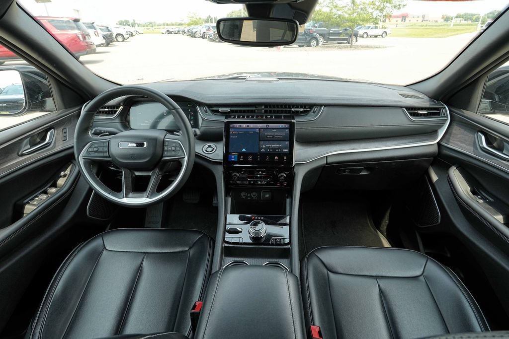 Used 2024 Jeep Grand Cherokee Limited 4xe AWD/4WD image 28