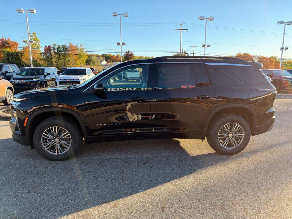 New 2027 Chevrolet Traverse LT w/ Driver Confidence Package AWD/4WD image 13