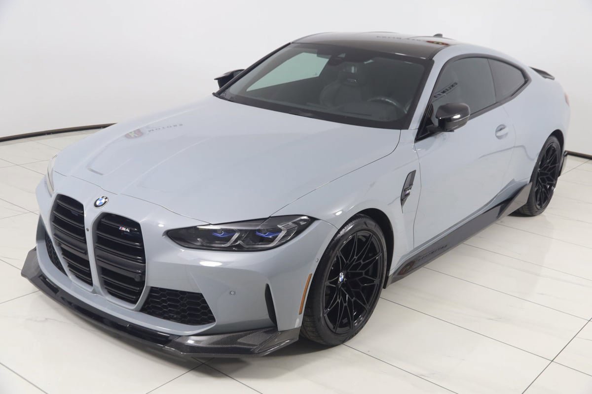 Used 2021 BMW M4 Coupe w/ Executive Package RWD image 29