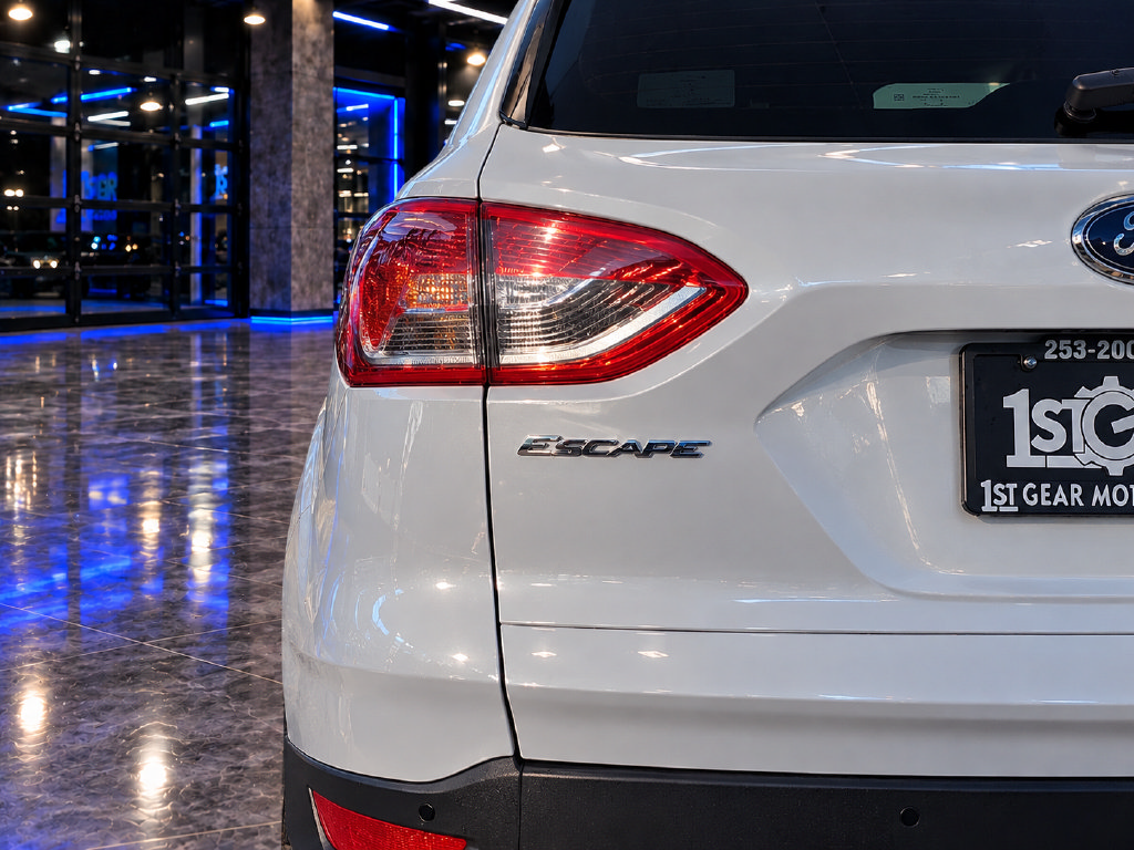 Used 2014 Ford Escape Titanium AWD/4WD image 13