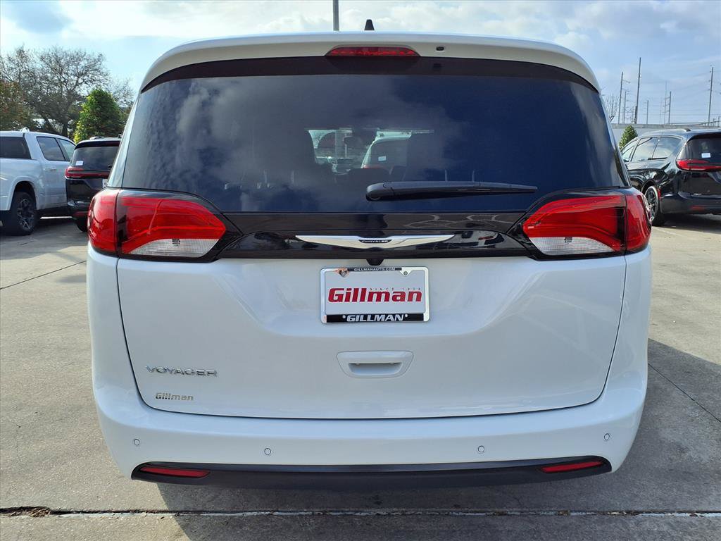 New 2026 Chrysler Voyager LX FWD image 16