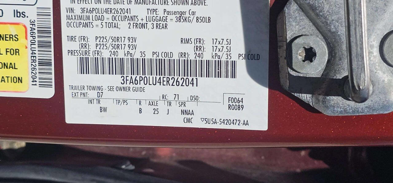 Used 2014 Ford Fusion SE w/ Equipment Group 502A FWD image 10