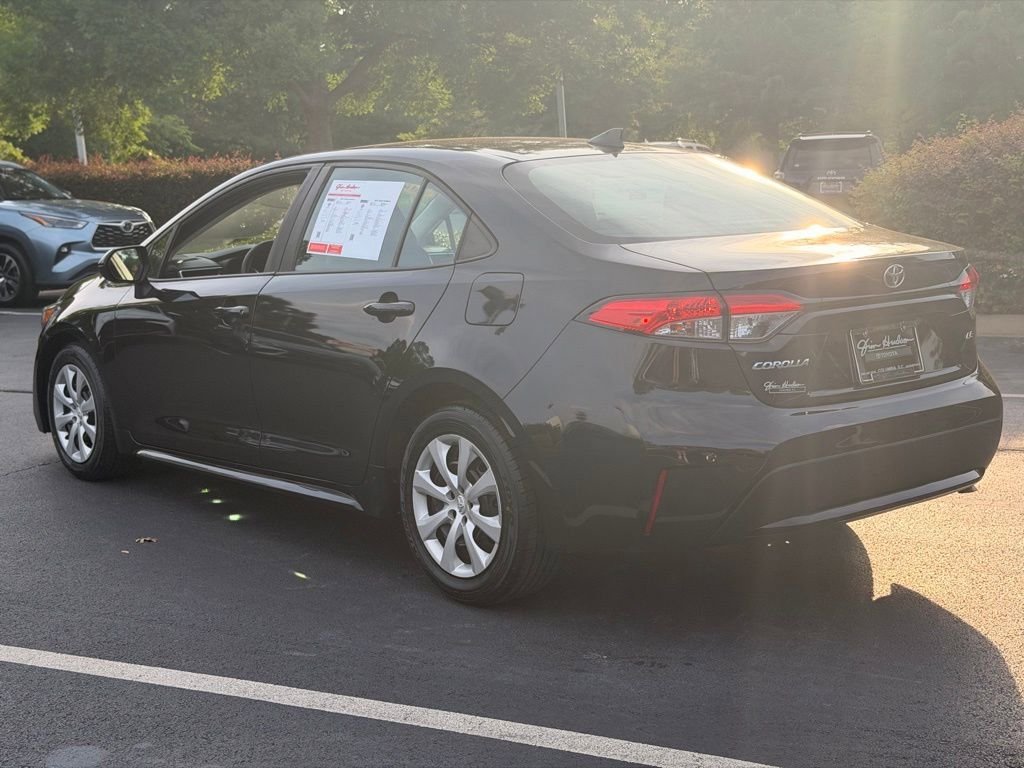 Used 2021 Toyota Corolla LE FWD image 11